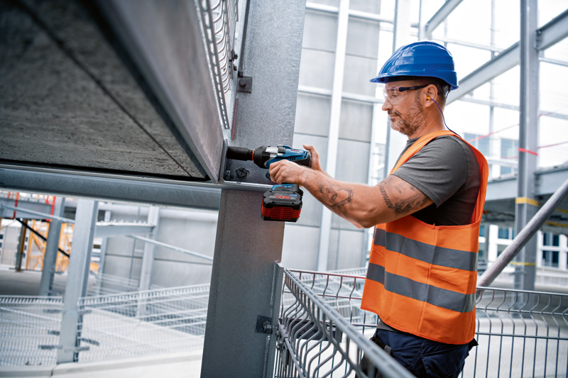 BOSCH Akku-Drehschlagschrauber GDS 18V-1000 C in L-BOXX BOSCH Akku-Drehschlagschrauber GDS 18V-1000 C in L-BOXX