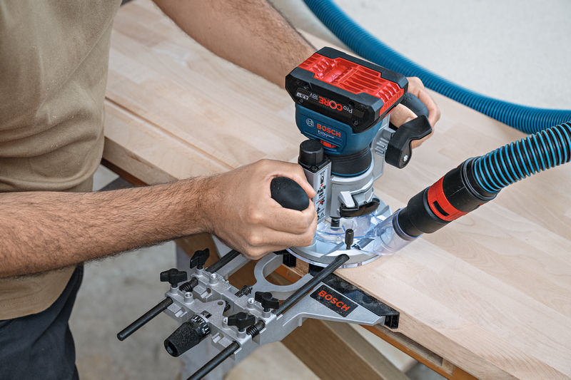 BOSCH Akku-Kantenfräse GKF 18V-8 BOSCH Akku-Kantenfräse GKF 18V-8