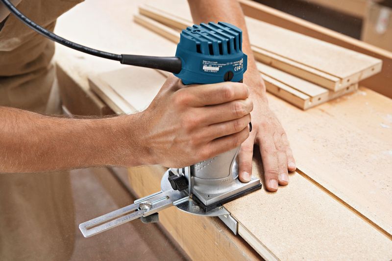 BOSCH Kantenfräse GKF-600