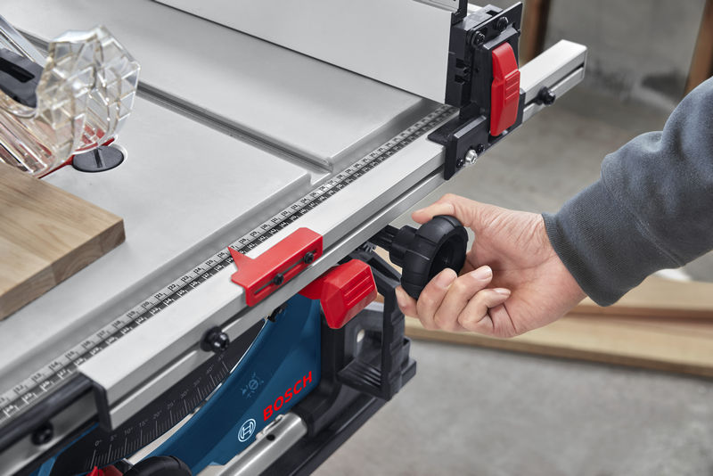 BOSCH Tischsäge GTS 70-216