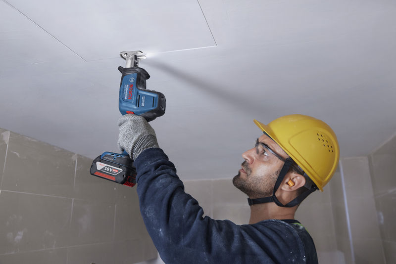 BOSCH Säbelsäge GSA 18V-24