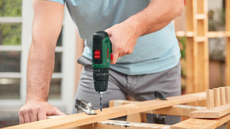 BOSCH Akku-Bohrschrauber EasyImpact 1200, 2 x Akku PBA 12V 1.5Ah, Bohrer-Set, Tragekf.
