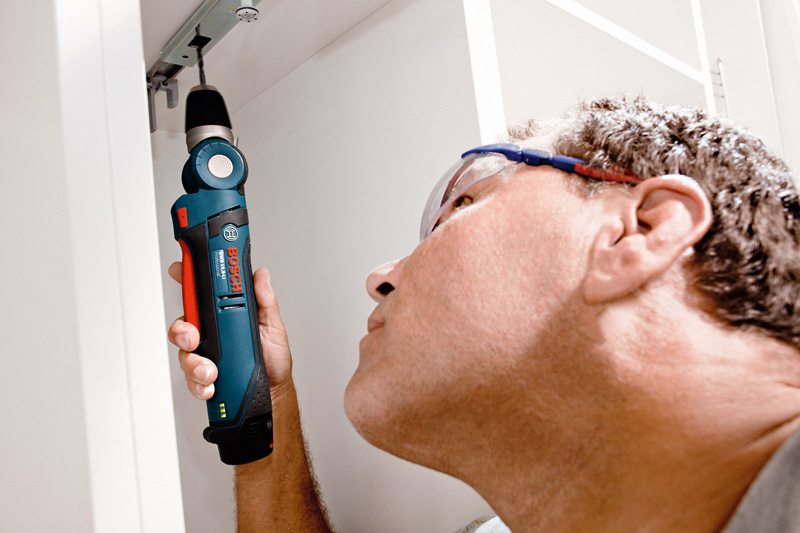 BOSCH Akku-Winkelbohrmaschine GWB 12V-10 in L-BOXX