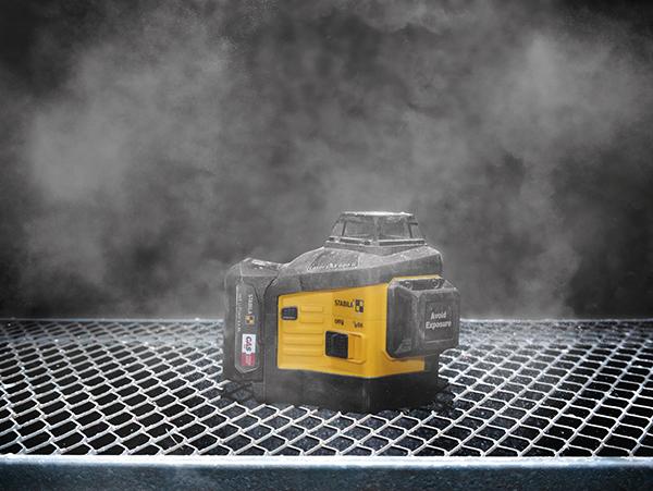 STABILA Multilinien-Laser LAX 600 G, 12-V-System, 7-teiliges Set, mit Akku und Ladegerät (EU)