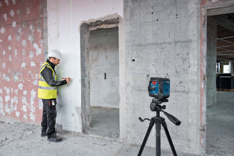 BOSCH Linienlaser GLL 20-22 G, BA 3.7V 3.0Ah XL + USB-C®-Kabel im Handwerkerkoffer