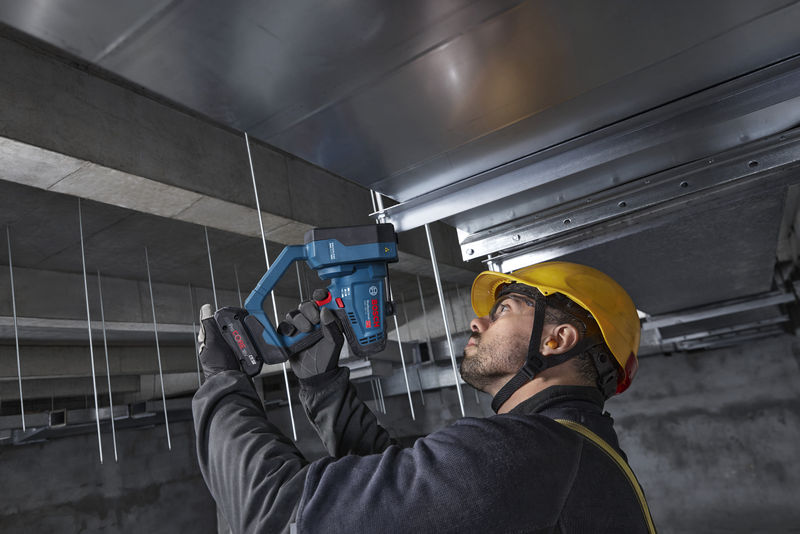 BOSCH Akku-Gewindestangenschneider GGC 18V-12 in L-BOXX BOSCH Akku-Gewindestangenschneider GGC 18V-12 in L-BOXX