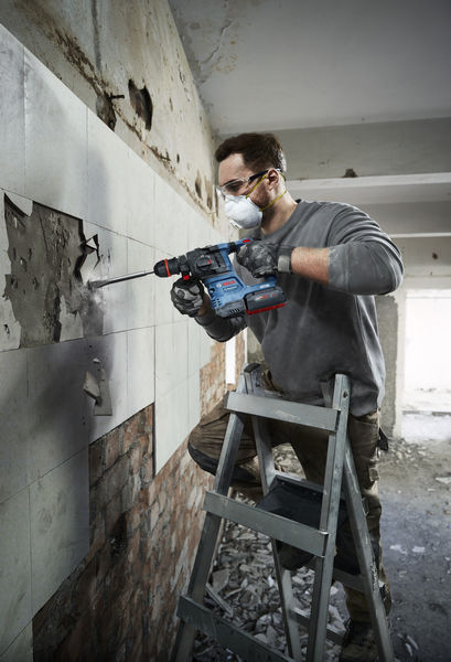 BOSCHAkku-Bohrhammer mit ONECHUCK GBH 18V-22 X BOSCHAkku-Bohrhammer mit ONECHUCK GBH 18V-22 X