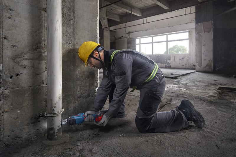 BOSCH Säbelsäge GSA 18V-24, Leiterclip in L-BOXX