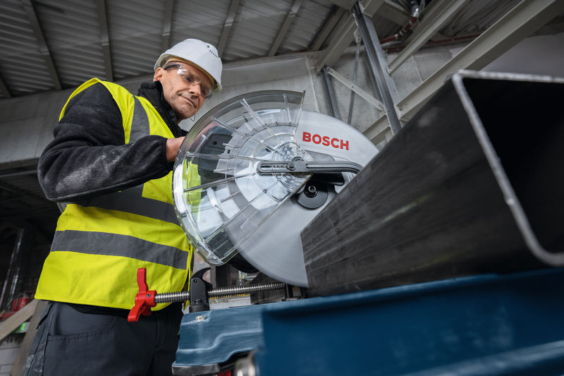 BOSCH Metalltrennsäge GCD 18V-355