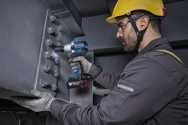 BOSCH Akku-Drehschlagschrauber GDS 18V-780 in L-BOXX