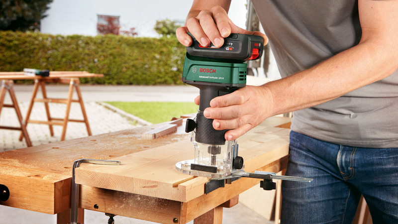 BOSCH Akku-Fräse AdvancedTrimRouter 18V-8 BOSCH Akku-Fräse AdvancedTrimRouter 18V-8