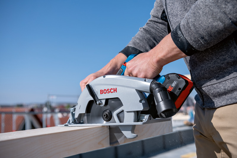 BOSCH Akku-Handkreissäge GKS 18V-70 L (2x ProCore 5,5Ah, GAL1880CV) BOSCH Akku-Handkreissäge GKS 18V-70 L (2x ProCore 5,5Ah, GAL1880CV)