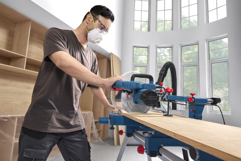 BOSCH Kapp- und Gehrungssäge GCM305-216S BOSCH Kapp- und Gehrungssäge GCM305-216S