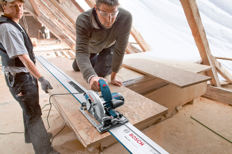 BOSCH Handkreissäge GKS 65 GCE im Karton
