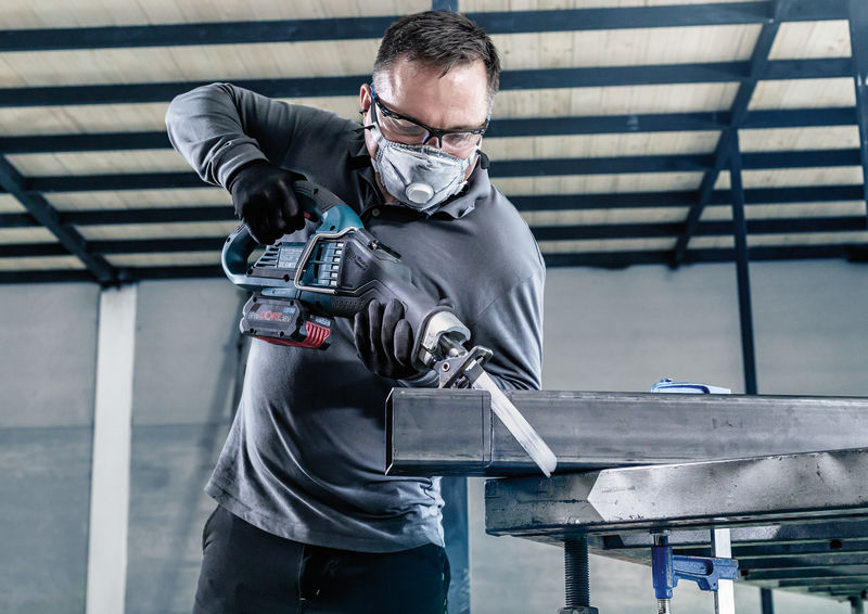 BOSCH PRO Medium-Thick Metal precise S1137BEF Säbelsägeblatt, 1,1x25x225 mm, 25-tlg. BOSCH PRO Medium-Thick Metal precise S1137BEF Säbelsägeblatt, 1,1x25x225 mm, 25-tlg.