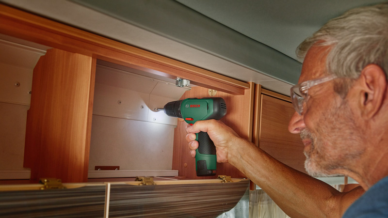 BOSCH Akku-Bohrschrauber EasyDrill 1200, 1 x Akku PBA 12V 1.5Ah, Tragekoffer