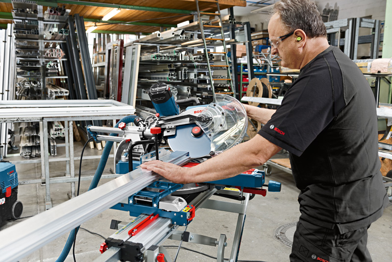 BOSCH Paneelsäge GCM 12 SDE-Professional