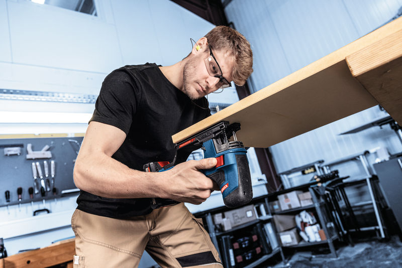 BOSCH Stichsäge EXST18V-155S
