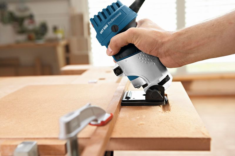 BOSCH Kantenfräse GKF-600