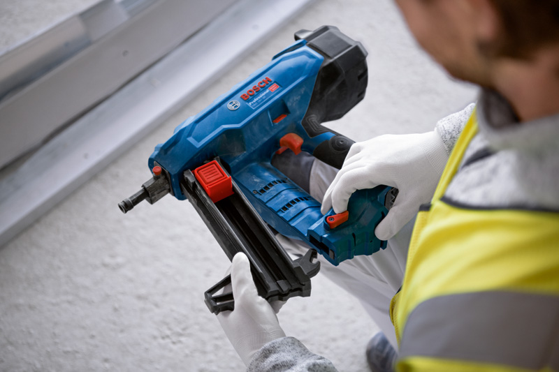 BOSCH Akku-Betonnagler GNB 18V-38, 2 x Akku ProCORE18V 4.0Ah, XL-BOXX BOSCH Akku-Betonnagler GNB 18V-38, 2 x Akku ProCORE18V 4.0Ah, XL-BOXX