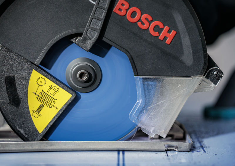 BOSCH EXPERT Stainless Steel Kreissägeblatt, 136x20 mm, Z30 BOSCH EXPERT Stainless Steel Kreissägeblatt, 136x20 mm, Z30