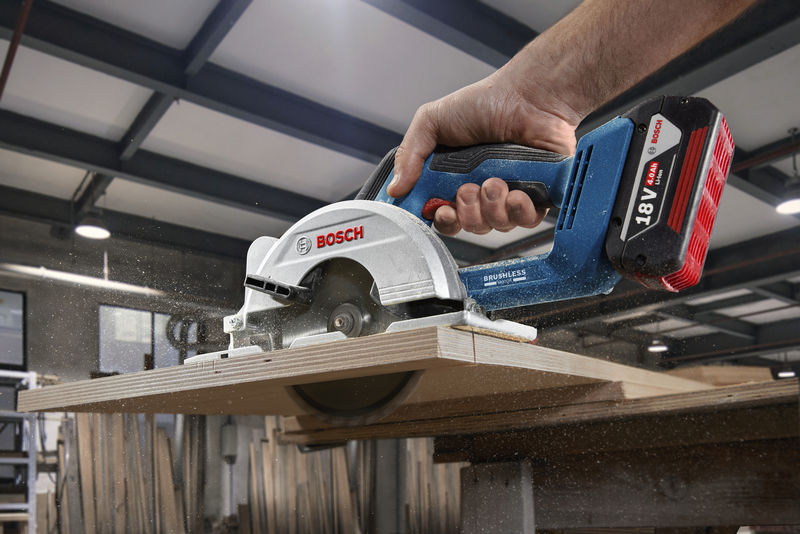 BOSCH Akku-Handkreissäge GKS 18V-51 im Karton BOSCH Akku-Handkreissäge GKS 18V-51 im Karton
