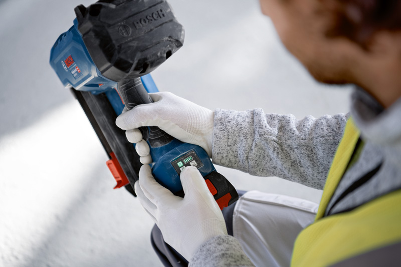BOSCH Akku-Betonnagler GNB 18V-38 in XL-BOXX BOSCH Akku-Betonnagler GNB 18V-38 in XL-BOXX