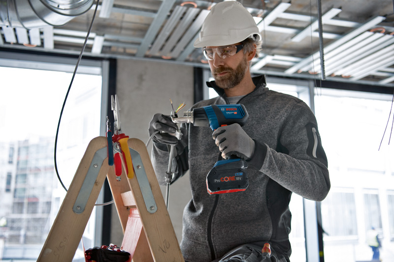 BOSCH Akku-Heißluftgebläse GHG 18V-50 im Karton