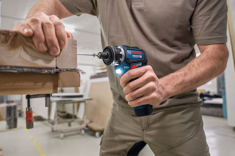 BOSCH Akku-Bohrschrauber GSR 12V-32 FC, div. Aufsätze, Zusatzhandgriff, Tiefenanschlag, L-BOXX BOSCH Akku-Bohrschrauber GSR 12V-32 FC, div. Aufsätze, Zusatzhandgriff, Tiefenanschlag, L-BOXX