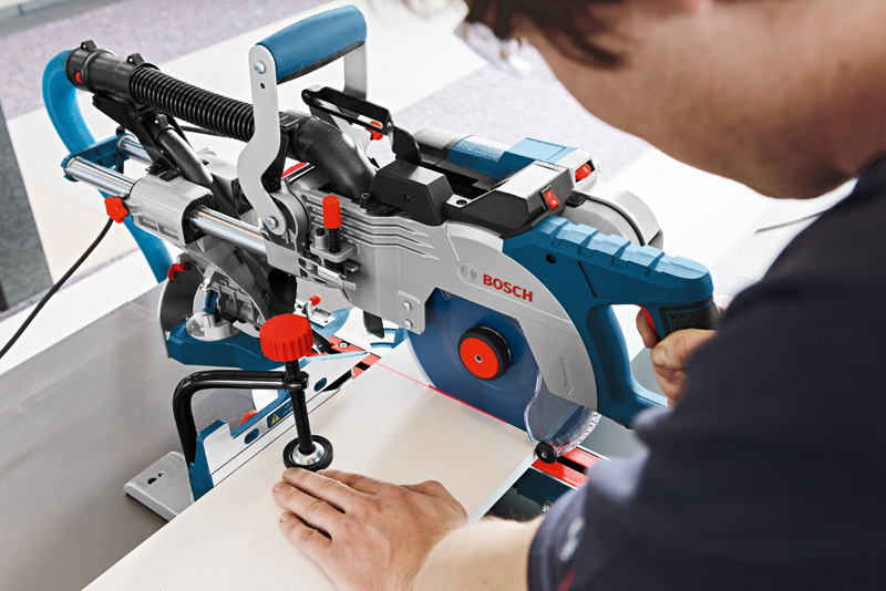 BOSCH Paneelsäge GCM 8 SDE Professional