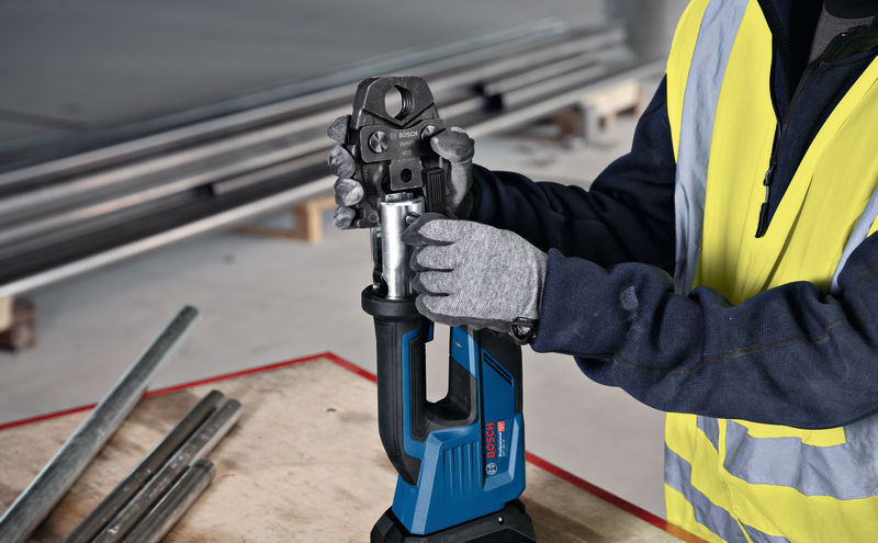 BOSCH Akku-Presswerkzeug GPT 18V-19, L-BOXX 238, Kit M