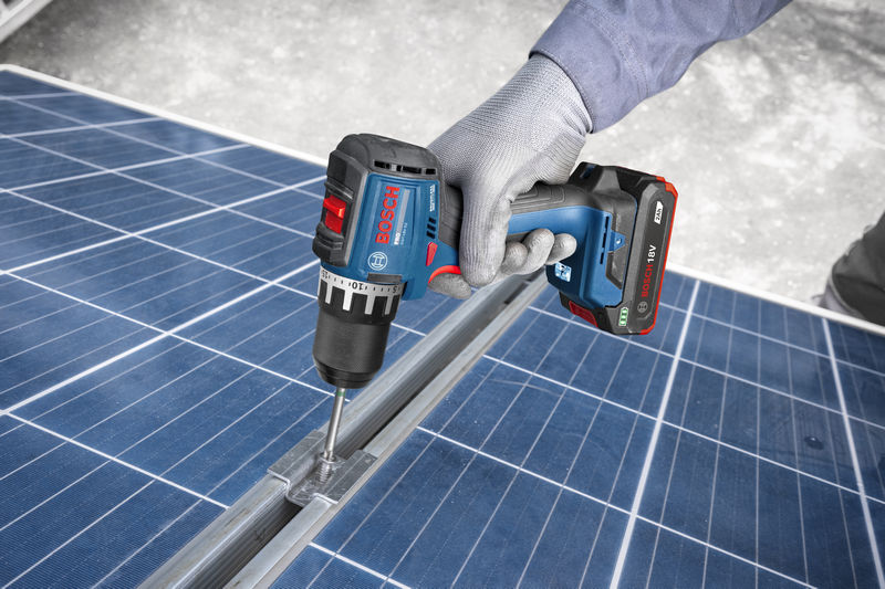 BOSCH Akku-Bohrschrauber GSR18V-52, 2 x EXBA18V-40 in L-BOXX BOSCH Akku-Bohrschrauber GSR18V-52, 2 x EXBA18V-40 in L-BOXX