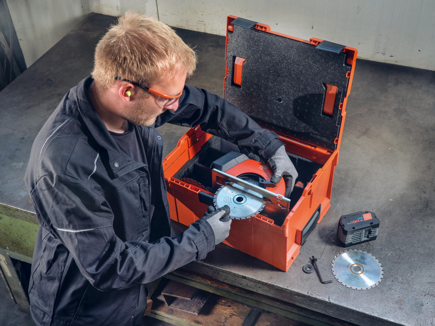 FEIN FEIN Kompakte Akku-Handkreissäge für Metall F-IRON Cut 57 AS FEIN FEIN Kompakte Akku-Handkreissäge für Metall F-IRON Cut 57 AS