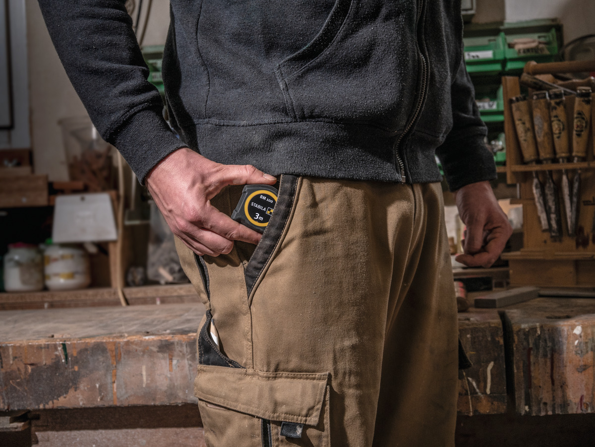STABILA Taschenbandmaß BM 100, 8 m, Maßband mit metrischer 1000er-Skala, bruchsicheres ABS-Gehäuse, beweglicher Anfangshaken, Gürtel-Clip, MID-Genauigkeit