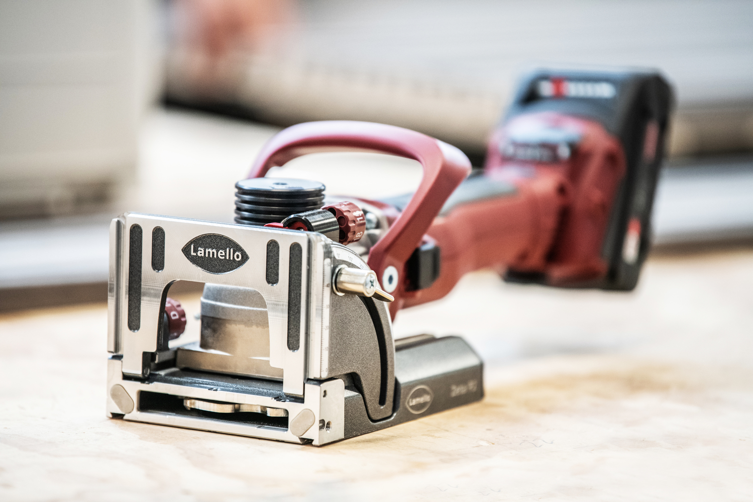 LAMELLO Zeta P2 Akku Nutfräsmaschine, DP, im Systainer, inkl. Akkus und Lader LAMELLO Zeta P2 Akku Nutfräsmaschine, DP, im Systainer, inkl. Akkus und Lader