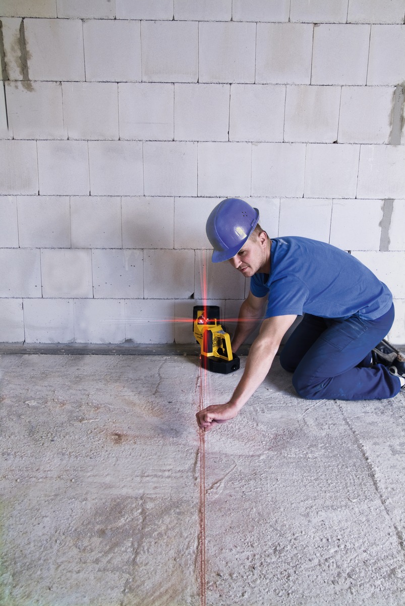 STABILA Kreuzlinienlaser LA 180 L, selbstnivellierend, 3 Vertikal-Linien, 1 Horizontal-Linie, Lotfunktion, Reichweite (sichtbare Linie): 20 m, Laser-Empfänger, Tragekoffer STABILA Kreuzlinienlaser LA 180 L, selbstnivellierend, 3 Vertikal-Linien, 1 Horizontal-Linie, Lotfunktion, Reichweite (sichtbare Linie): 20 m, Laser-Empfänger, Tragekoffer