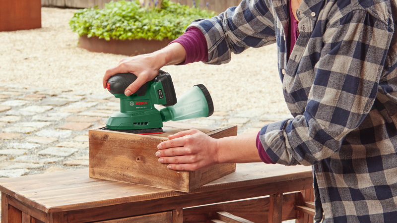 BOSCH Akku-Multischleifer EasySander 18V-8, 1 x Akku PBA 18V 2.0Ah BOSCH Akku-Multischleifer EasySander 18V-8, 1 x Akku PBA 18V 2.0Ah