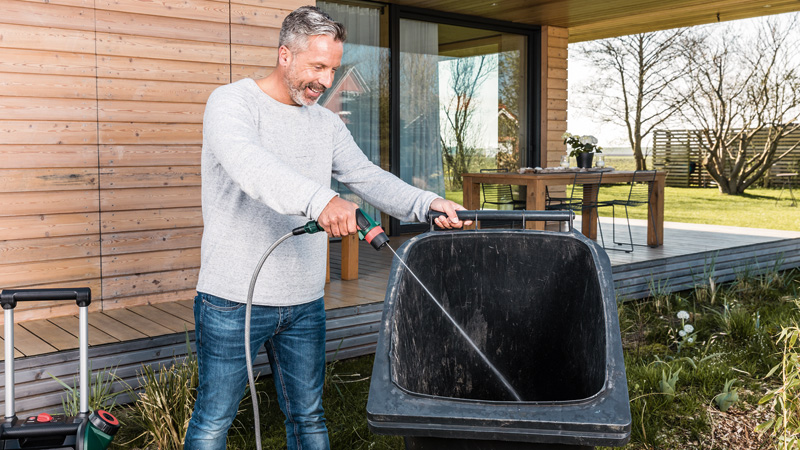 BOSCH Akku-Reinigungsgeräte für den Außenbereich Fontus 18V, 1 x Akku PBA 18V 2.5Ah BOSCH Akku-Reinigungsgeräte für den Außenbereich Fontus 18V, 1 x Akku PBA 18V 2.5Ah