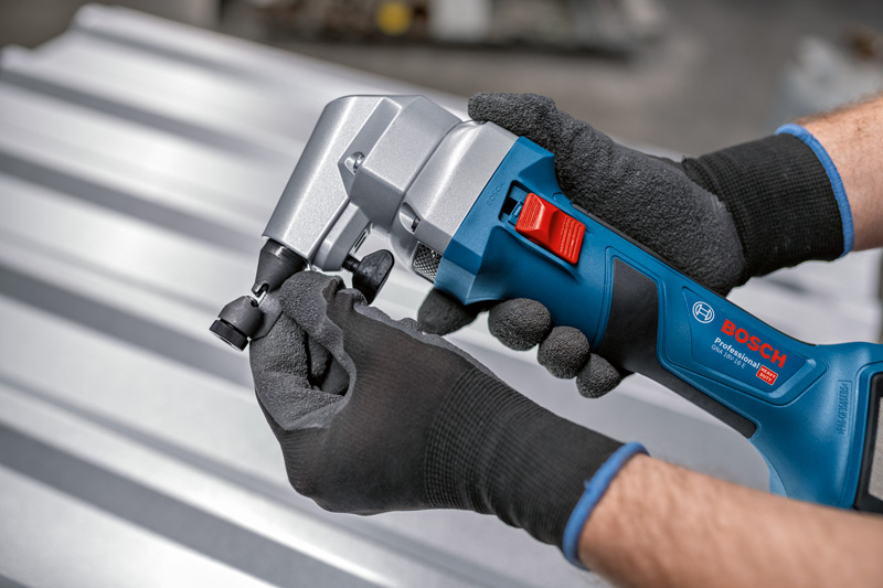BOSCH Akku-Nager GNA 18V-16 E